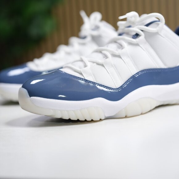 Air Jordan 11 Retro Low \'Diffused Blue\' main image 7